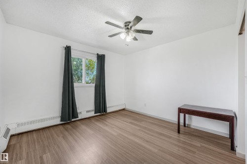 #410 5065 31 Av Nw, Edmonton, AB - Indoor Photo Showing Other Room