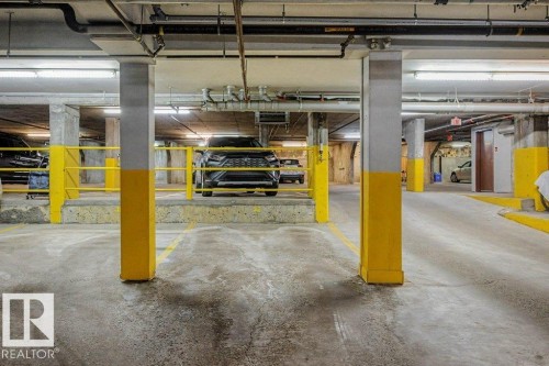 #204 5 Perron St, St. Albert, AB - Indoor Photo Showing Garage