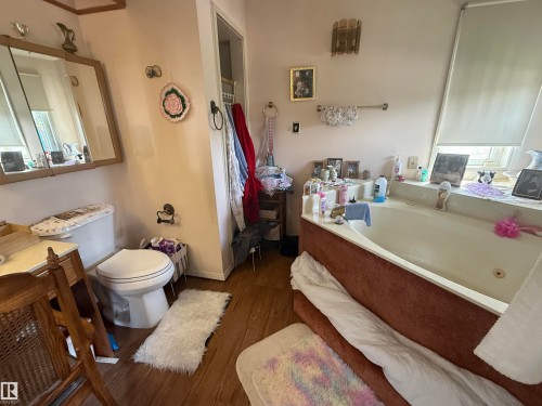 1 Adamic Crescent, Leduc, AB - Indoor Photo Showing Bathroom