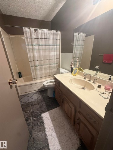 1 Adamic Crescent, Leduc, AB - Indoor Photo Showing Bathroom
