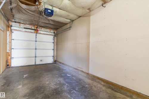 #507 164 Bridgeport Bv, Leduc, AB - Indoor Photo Showing Garage