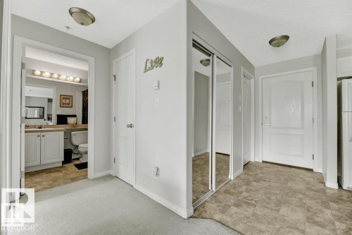 #229 1520 Hammond Gate Nw, Edmonton, AB - Indoor Photo Showing Other Room