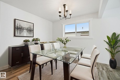 7112 132 Avenue Nw, Edmonton, AB - Indoor Photo Showing Dining Room
