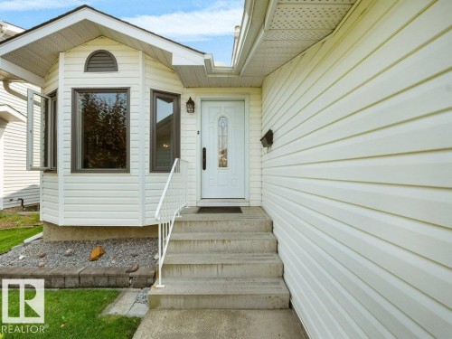 330 Pearson Crescent Nw, Edmonton, AB - Outdoor