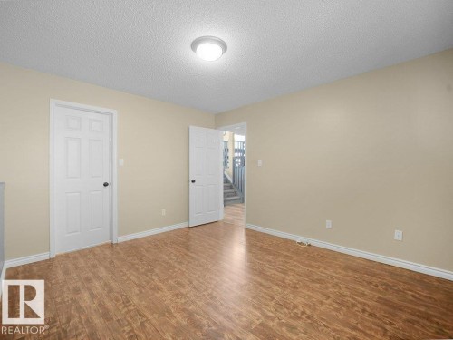 330 Pearson Crescent Nw, Edmonton, AB - Indoor Photo Showing Other Room