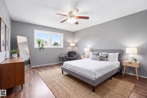 18303 76 Avenue Nw, Edmonton, AB - Indoor Photo Showing Bedroom