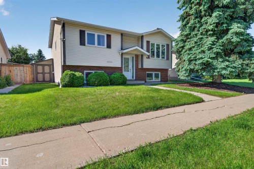 18303 76 Avenue Nw, Edmonton, AB - Outdoor