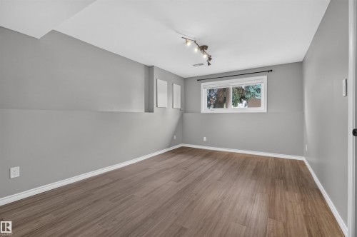 18303 76 Avenue Nw, Edmonton, AB 