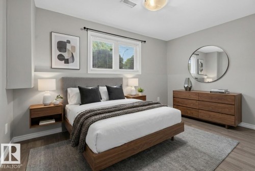 18303 76 Avenue Nw, Edmonton, AB - Indoor Photo Showing Bedroom