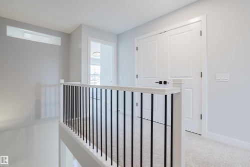 1665 Plum Circle Circle Sw, Edmonton, AB - Indoor Photo Showing Other Room