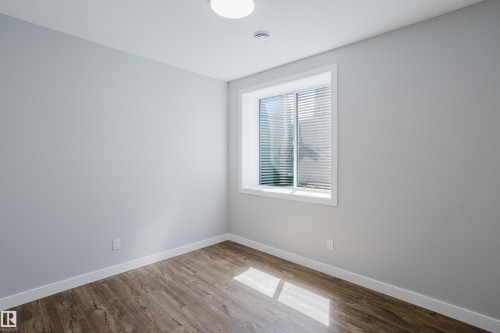 1665 Plum Circle Circle Sw, Edmonton, AB - Indoor Photo Showing Other Room