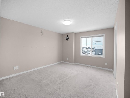 2080 Wonnacott Way Sw, Edmonton, AB - Indoor Photo Showing Other Room
