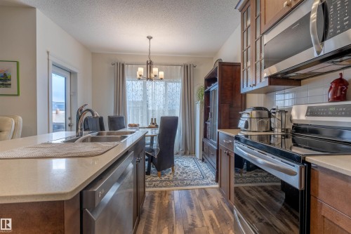 2066 Graydon Hill Crescent Sw, Edmonton, AB - Indoor Photo Showing Kitchen With Stainless Steel Kitchen With Double Sink
