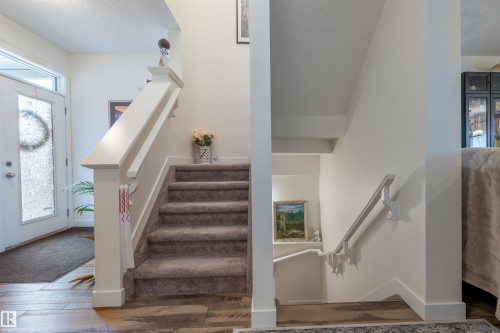 2066 Graydon Hill Crescent Sw, Edmonton, AB - Indoor Photo Showing Other Room