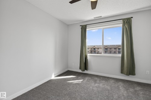 #319 16303 95 St Nw, Edmonton, AB - Indoor Photo Showing Other Room
