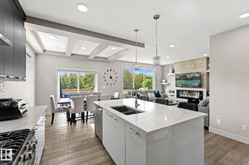 12383 176 Avenue Nw, Edmonton, AB - Indoor Photo Showing Kitchen With Double Sink With Upgraded Kitchen