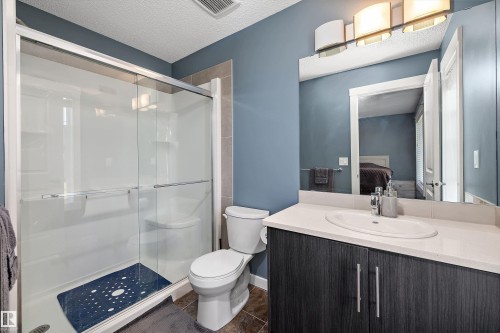 #2202 8530 94 St, Fort Saskatchewan, AB - Indoor Photo Showing Bathroom