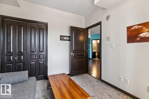 #801 9707 106 St Nw, Edmonton, AB - Indoor