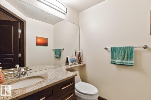 #801 9707 106 St Nw, Edmonton, AB - Indoor Photo Showing Bathroom