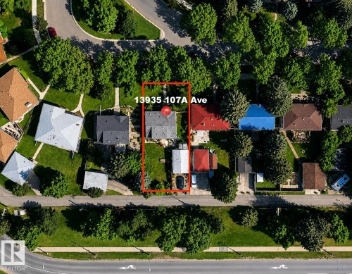 13935 107A Avenue Nw, Edmonton, AB - Outdoor
