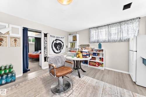 12718 126 Street Nw, Edmonton, AB - Indoor