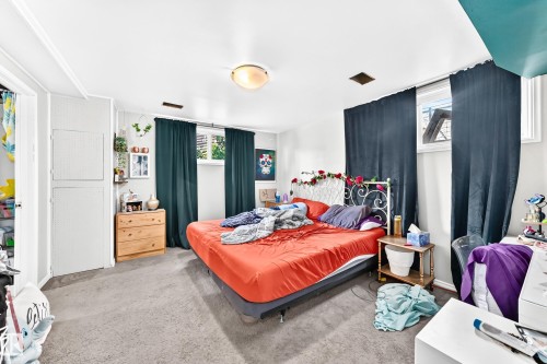 12718 126 Street Nw, Edmonton, AB - Indoor Photo Showing Bedroom