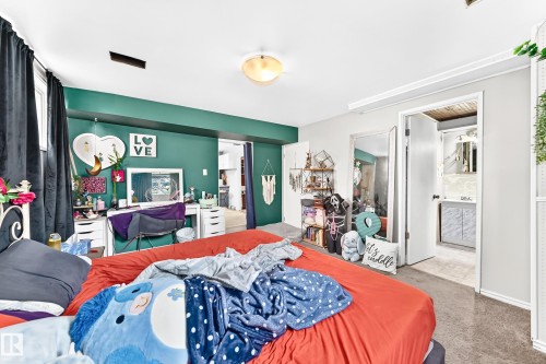 12718 126 Street Nw, Edmonton, AB - Indoor Photo Showing Bedroom