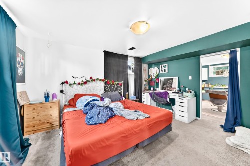 12718 126 Street Nw, Edmonton, AB - Indoor Photo Showing Bedroom