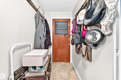 12718 126 Street Nw, Edmonton, AB - Indoor