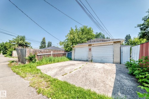 12718 126 Street Nw, Edmonton, AB - Outdoor