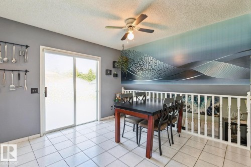 7912 154 Avenue Nw, Edmonton, AB - Indoor