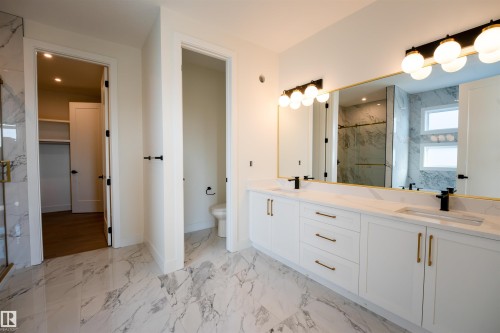 34 Mckenzie Close Close, Leduc, AB - Indoor Photo Showing Bathroom