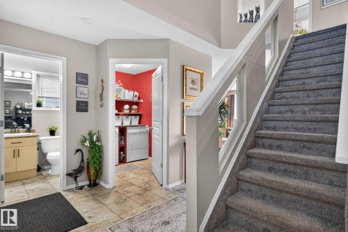 226 Brookview Way, Stony Plain, AB - Indoor Photo Showing Other Room