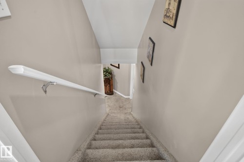 226 Brookview Way, Stony Plain, AB - Indoor Photo Showing Other Room