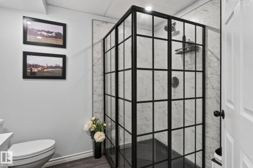 226 Brookview Way, Stony Plain, AB - Indoor Photo Showing Other Room