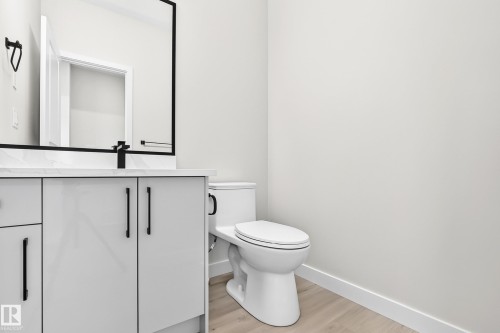 71 Patriot Way, Spruce Grove, AB - Indoor Photo Showing Bathroom