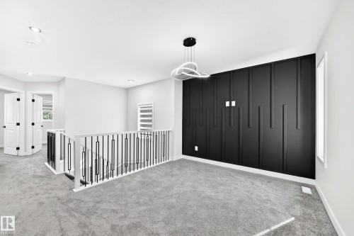 71 Patriot Way, Spruce Grove, AB - Indoor Photo Showing Other Room