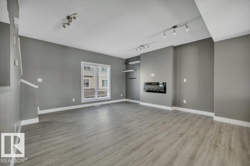 #13 13003 132 Av Nw, Edmonton, AB - Indoor