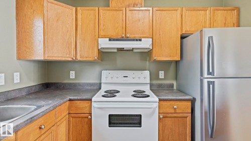 12002 91 Street Nw, Edmonton, AB - Indoor Photo Showing Kitchen