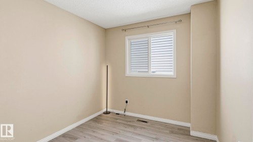 12002 91 Street Nw, Edmonton, AB - Indoor Photo Showing Other Room