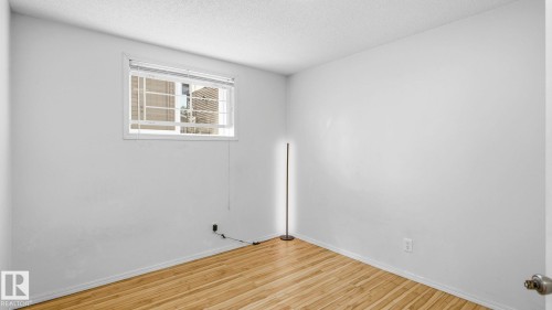12002 91 Street Nw, Edmonton, AB - Indoor Photo Showing Other Room