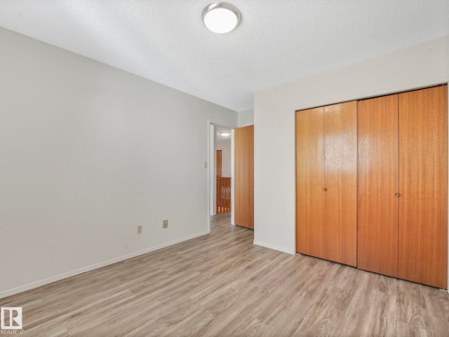 1521 62 Street Nw, Edmonton, AB - Indoor Photo Showing Other Room