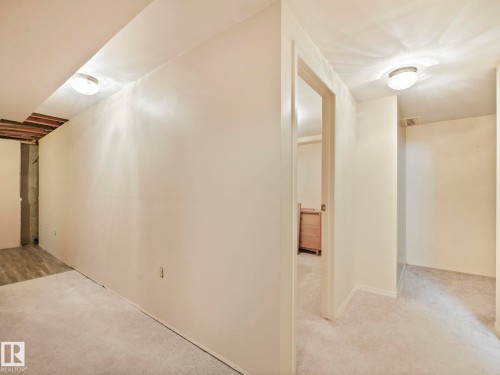 1521 62 Street Nw, Edmonton, AB - Indoor Photo Showing Other Room