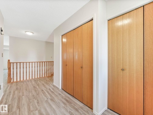1521 62 Street Nw, Edmonton, AB - Indoor Photo Showing Other Room
