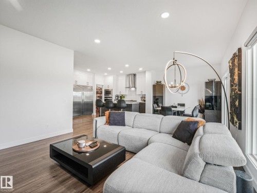 7151 Edgemont Way Nw, Edmonton, AB 
