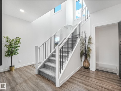 7151 Edgemont Way Nw, Edmonton, AB 