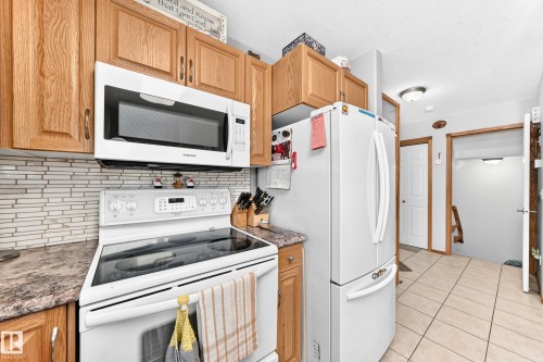#204 4807 43A Av, Leduc, AB - Indoor Photo Showing Kitchen