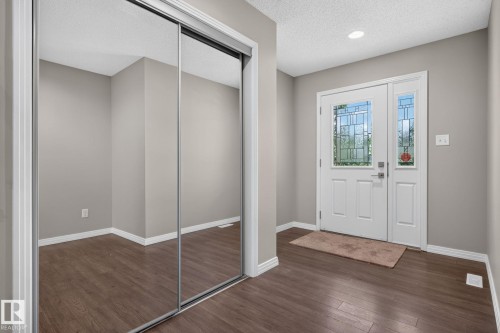 3536 Claxton Crescent Sw, Edmonton, AB - Indoor Photo Showing Other Room