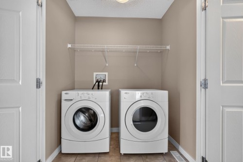 3536 Claxton Crescent Sw, Edmonton, AB - Indoor Photo Showing Laundry Room