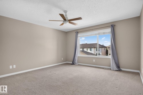 3536 Claxton Crescent Sw, Edmonton, AB - Indoor Photo Showing Other Room
